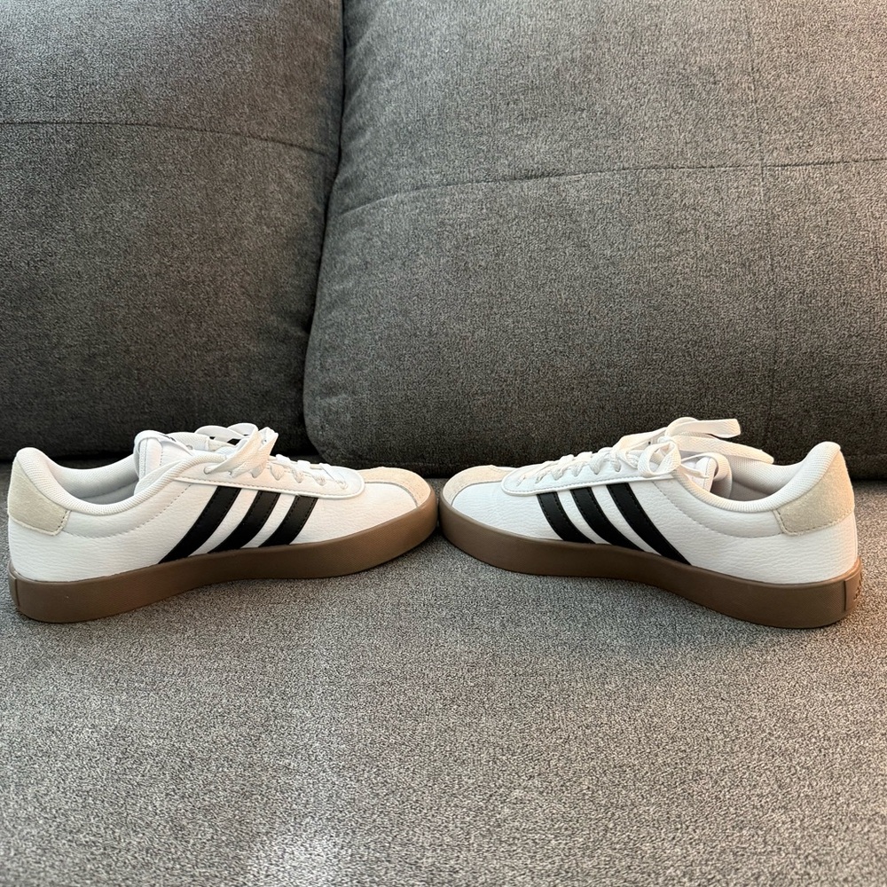 Adidas Samba Sneakers (NWOT) - Picture 2 of 5